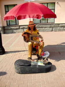 A street artist on Old Arbat, near the restaurant A street artist on Old Arbat, near the restaurant
