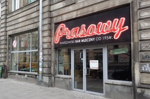 A view of Bar Prasowy from the street